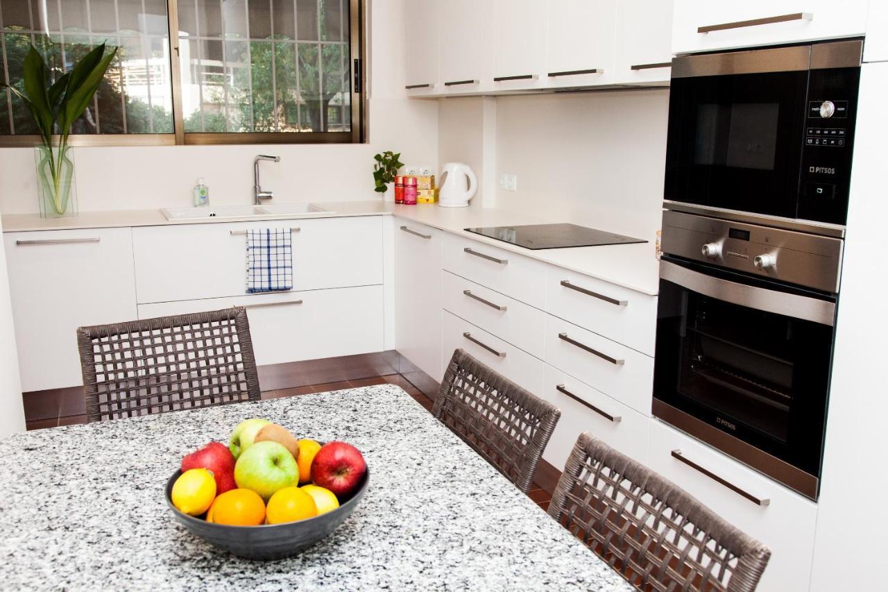 Delux Apartment With Amazing Balcony! Атина Екстериор снимка