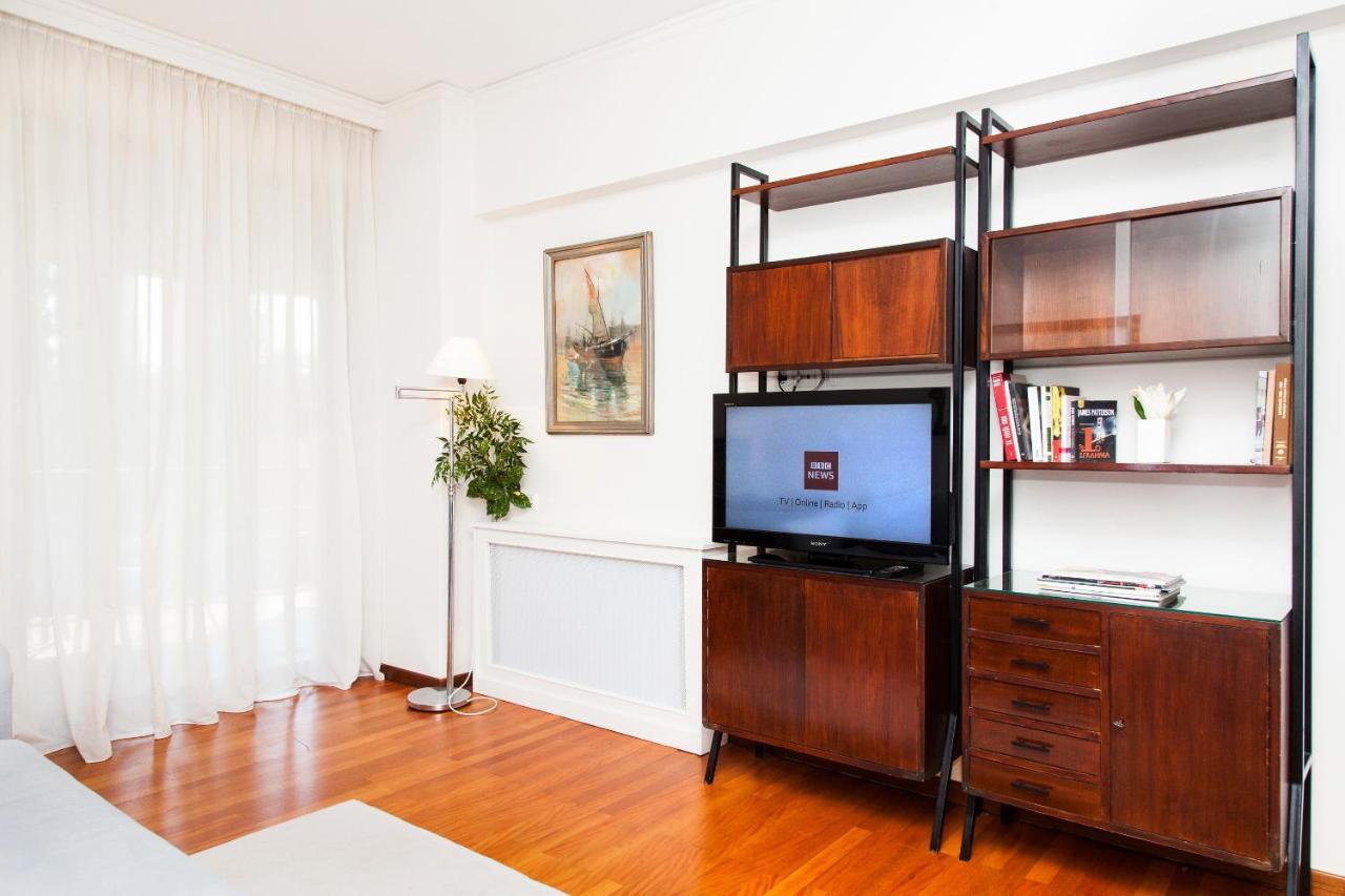 Delux Apartment With Amazing Balcony! Атина Екстериор снимка